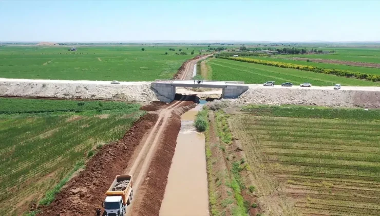 Şanlıurfa’da Tahliye Kanalı Açma Çalışmaları Devam Ediyor